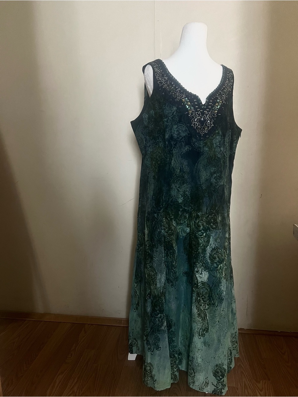 Reva dress Sleeveless Green Ombre Beaded V-Neck